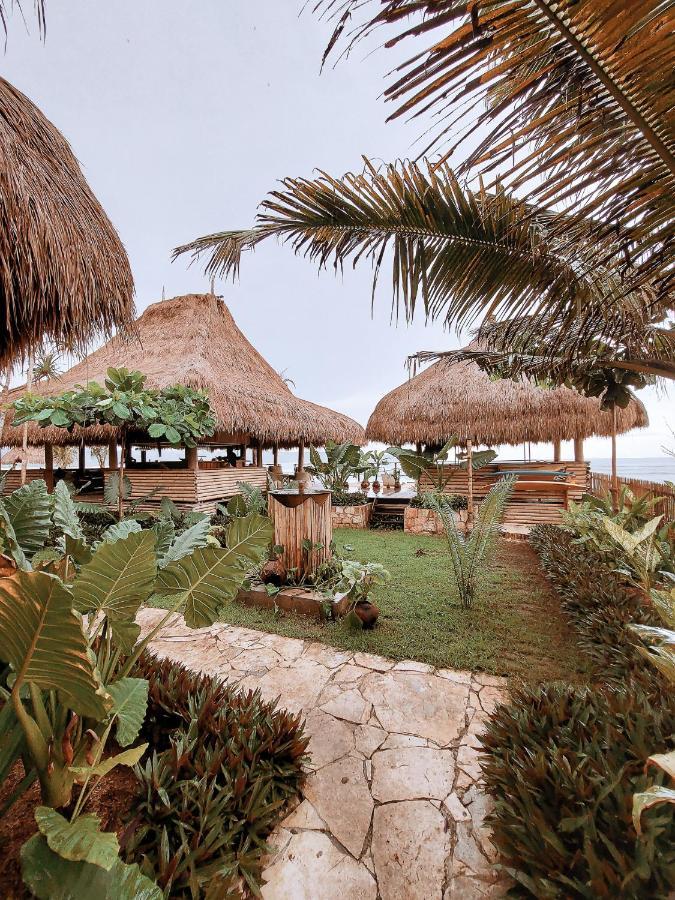 Sumba Beach House Waikabubak Luaran gambar